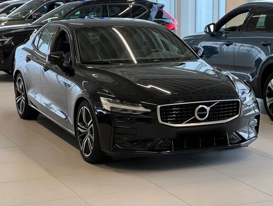 Volvo S60 cena 129900 przebieg: 124000, rok produkcji 2020 z Halinów małe 407